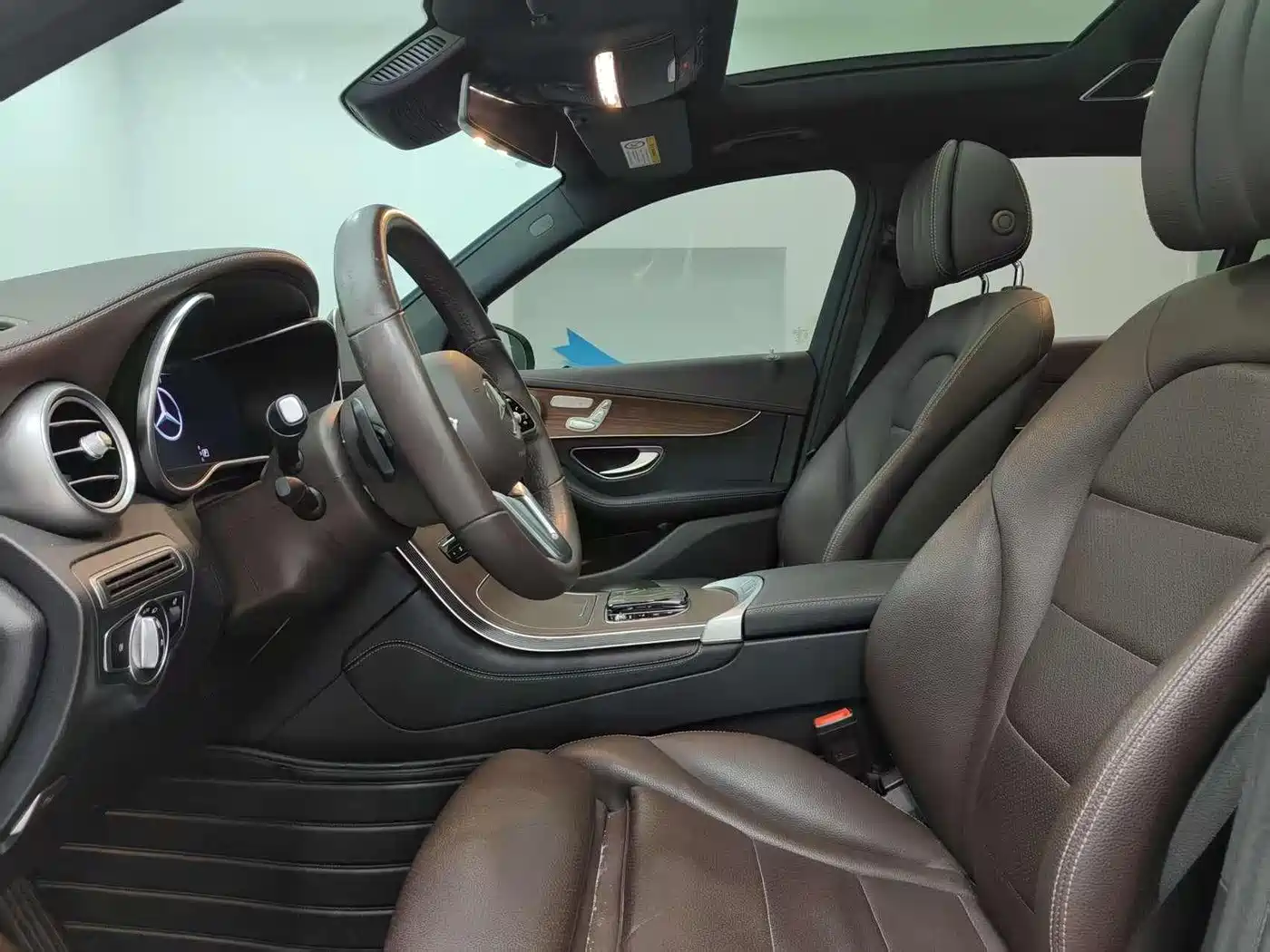 Mercedes-Benz GLC 2021 GLC 300 L 4MATIC Sporty фото 8