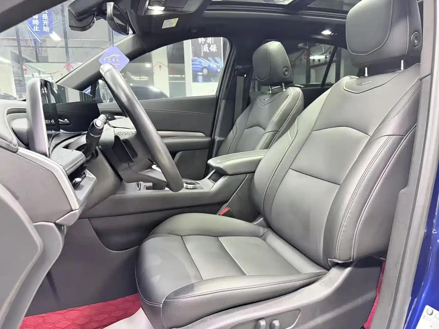 Cadillac XT4 2024 28T 2WD Luxury фото 7