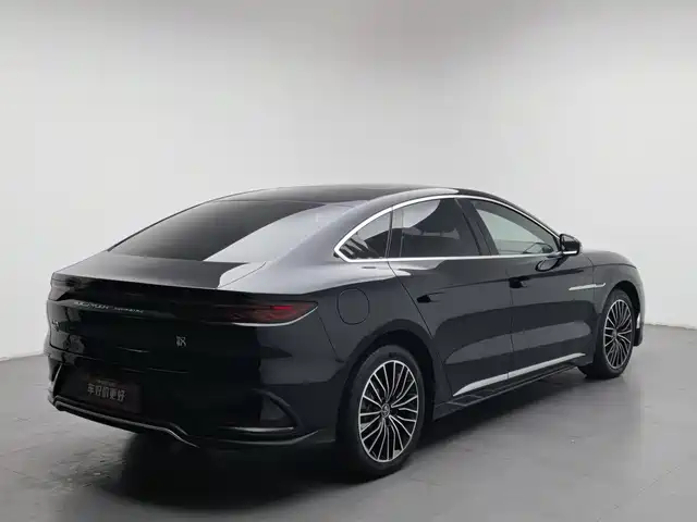 BYD Han 2024 Model DM-i Glory Edition 121KM Premium Type — фото 2