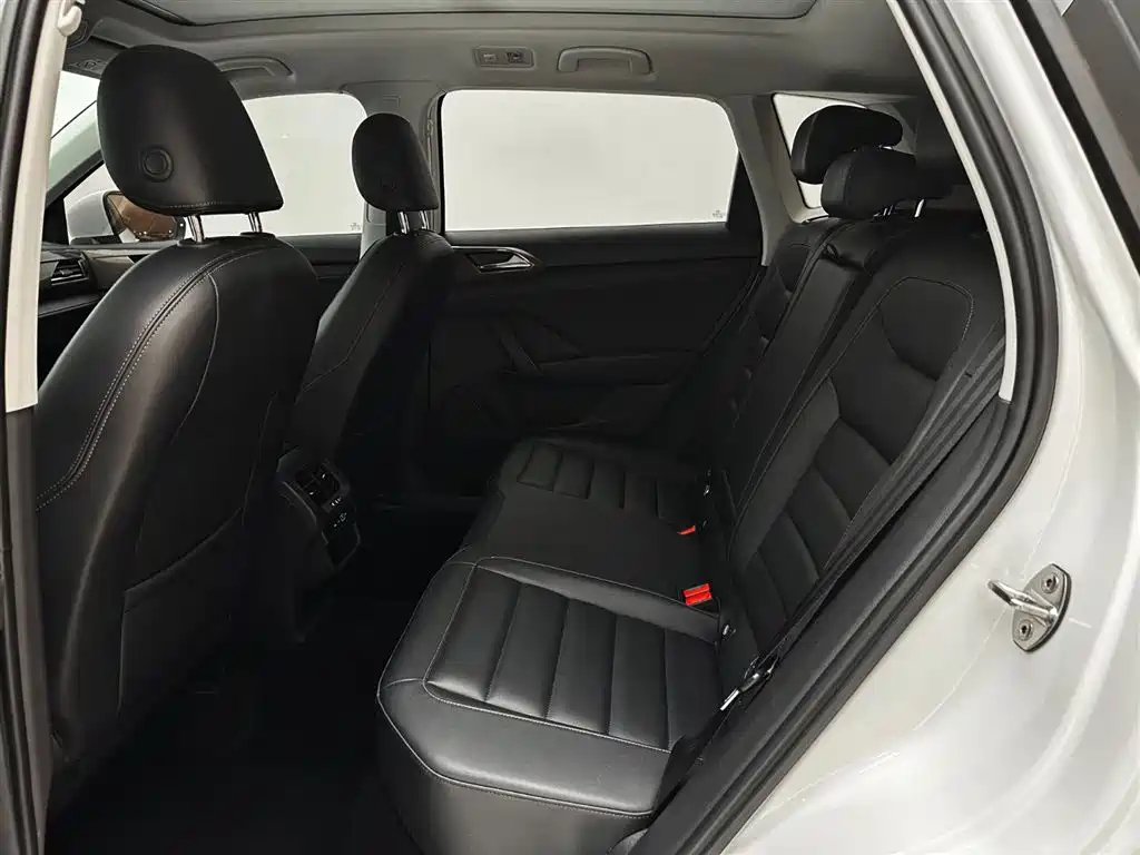 Volkswagen Tharu 2021 Model 280TSI 2WD Comfort Edition фото 21