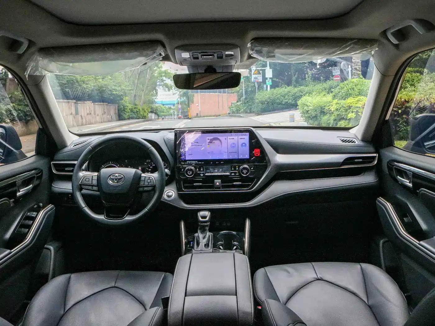 TOYOTA HIGHLANDER