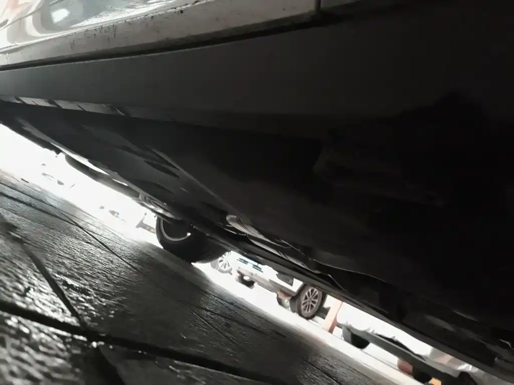 Photo 16 - Porsche Cayenne