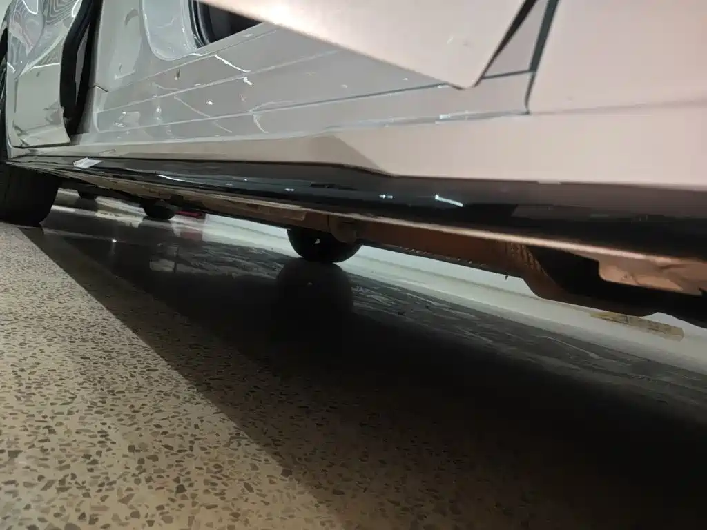 Фото 21 - Toyota Granvia