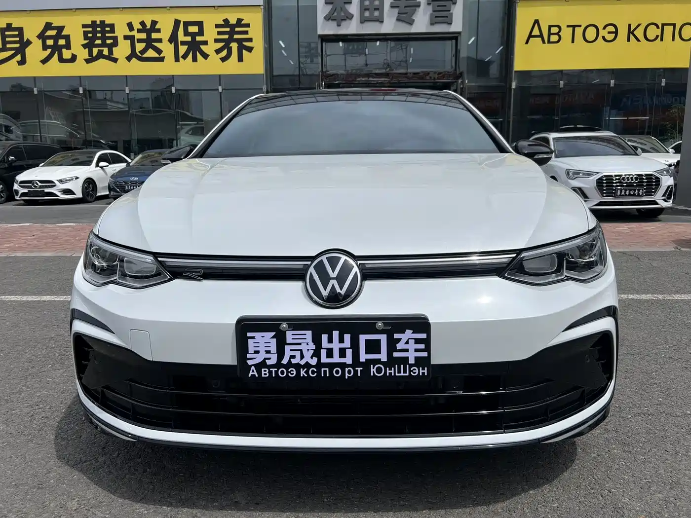 Volkswagen Golf 2023 280TSI DSG R-Line Lite фото 2