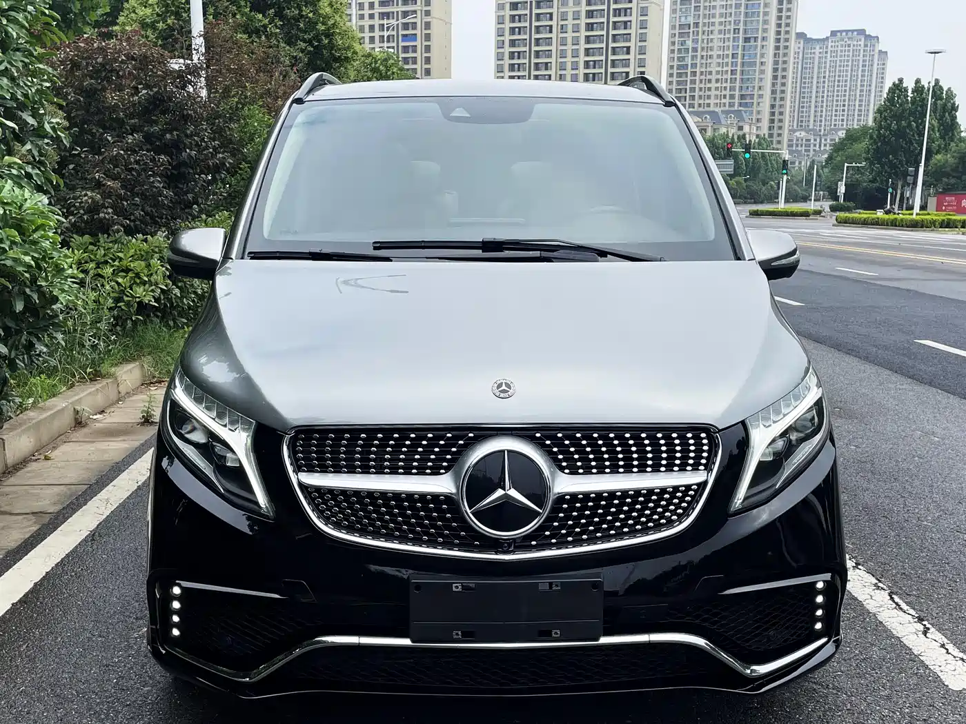 Mercedes-Benz V-Class 2021 V 260 L Long Wheelbase Luxury Edition фото 2