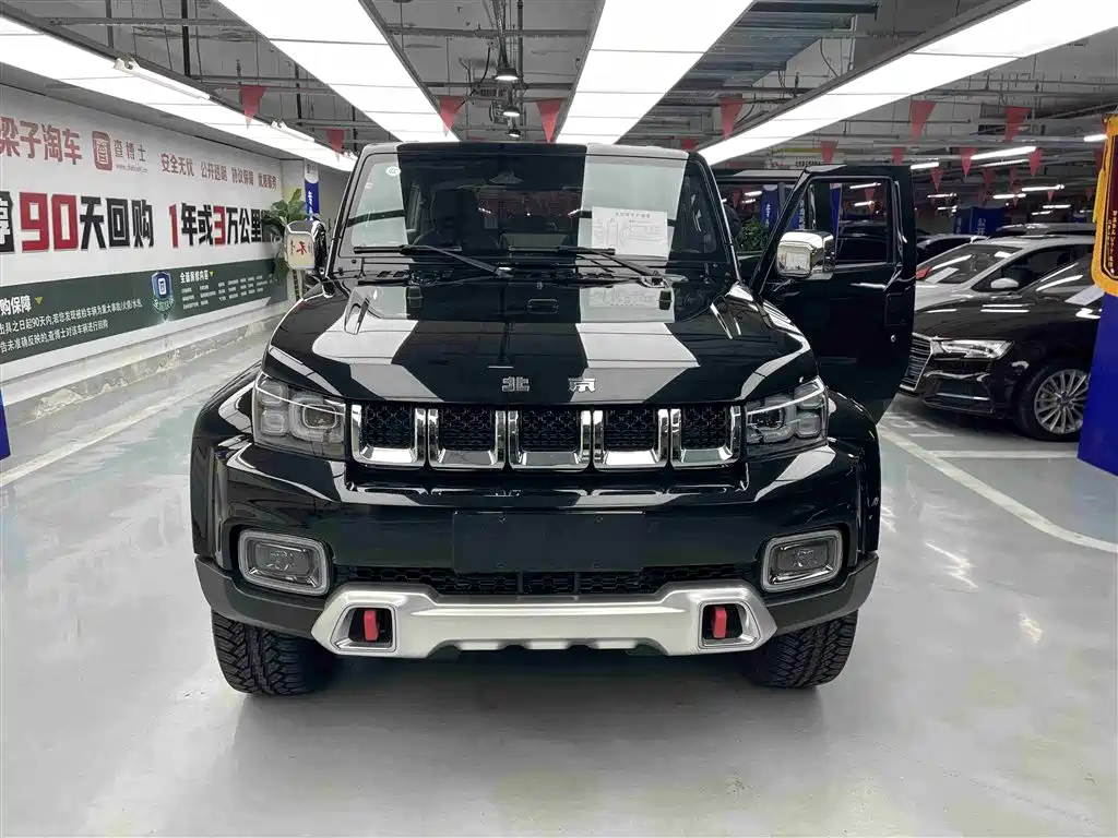 BAIC ORV Beijing Offroad BJ40 2023 2.0T Auto 4WD Urban Hunter Knight Edition фото 2