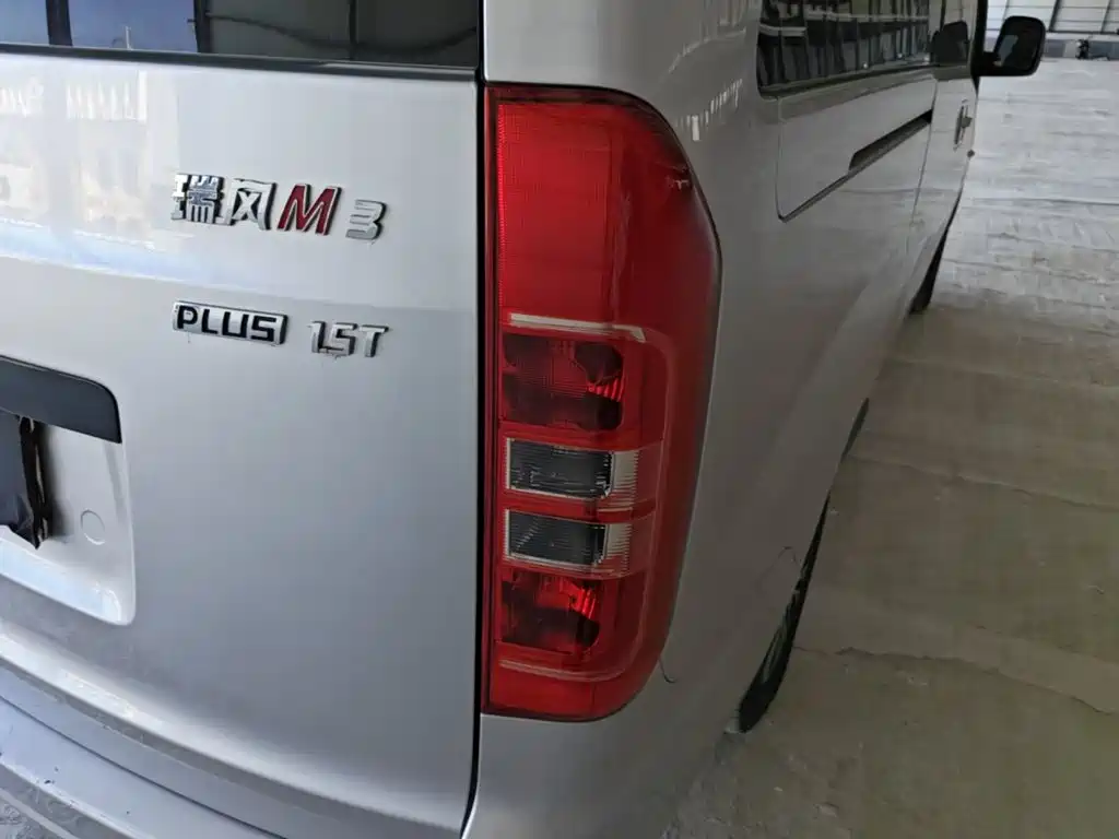 Фото 8 - JAC Refine M3