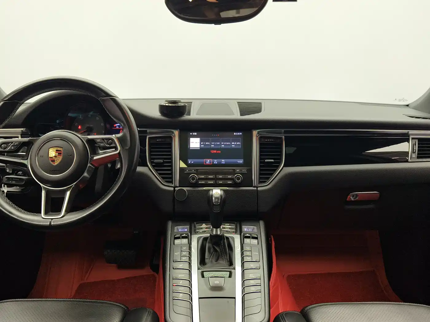 Porsche Macan 2017 Macan S 3.0T фото 8