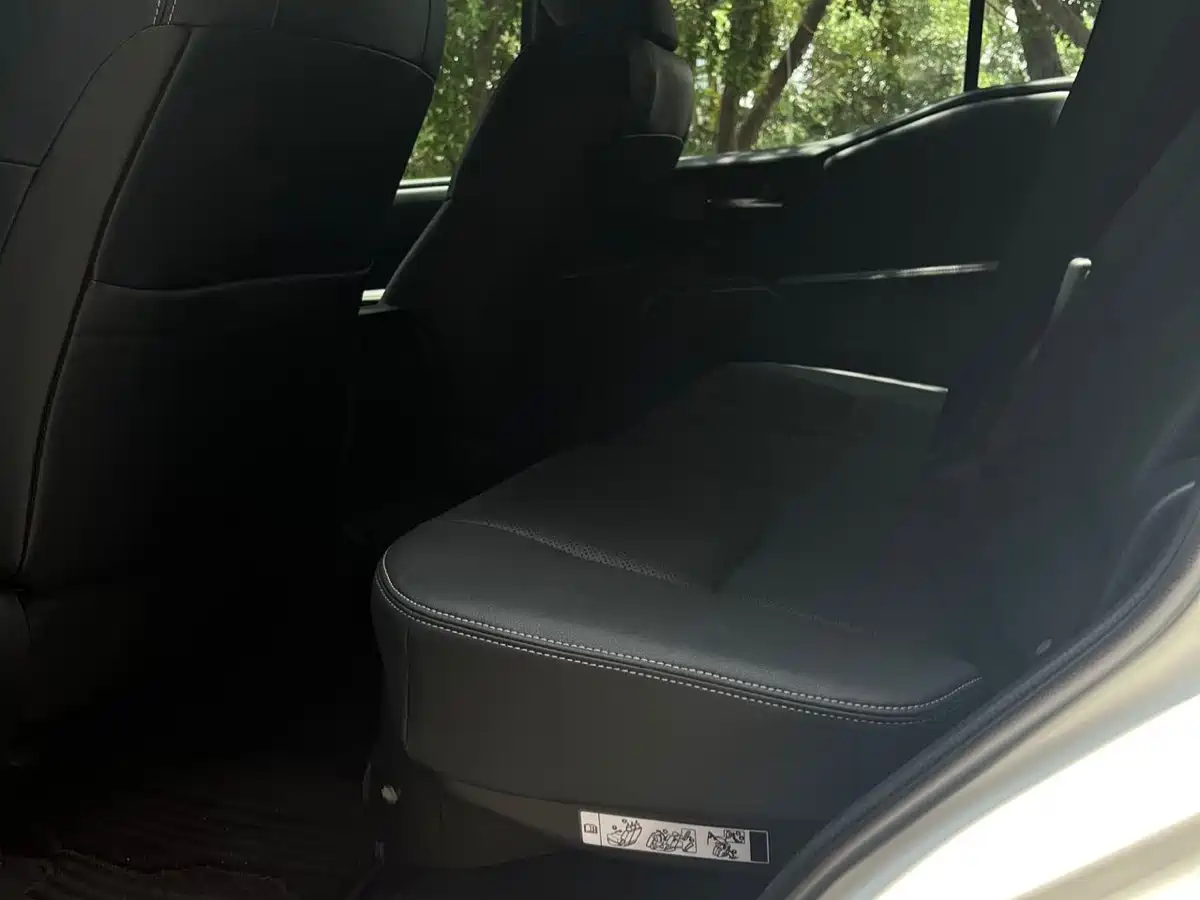 Toyota Prado фото 6
