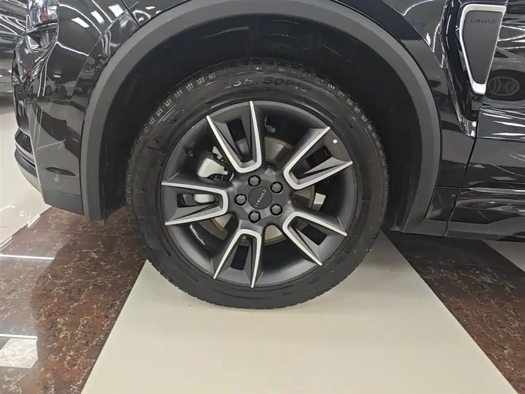 Lynk & Co 01 2024 2.0TD 2WD Global Pro фото 25