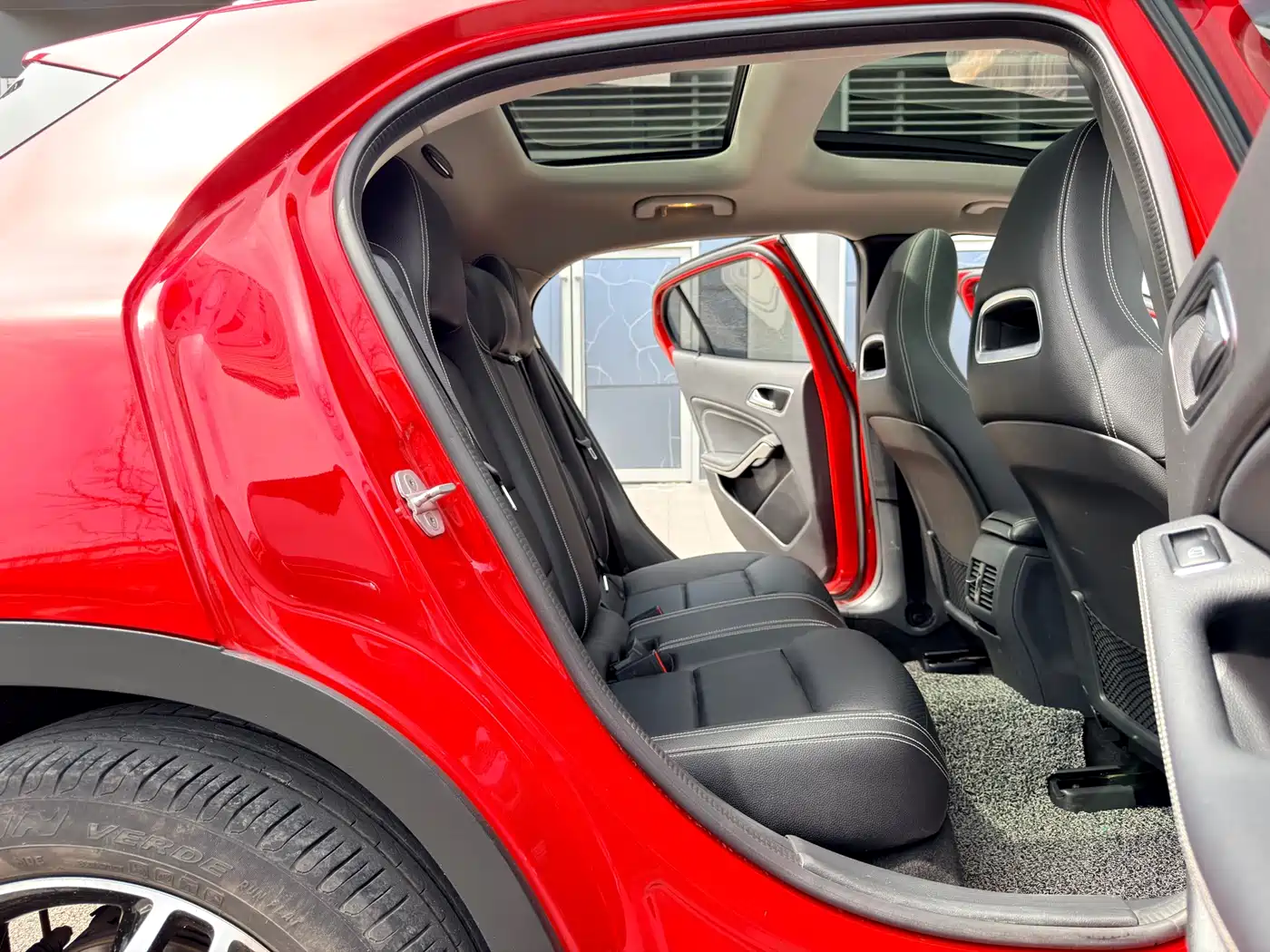 Mercedes-Benz GLA 2015 GLA 200 Fashion фото 9