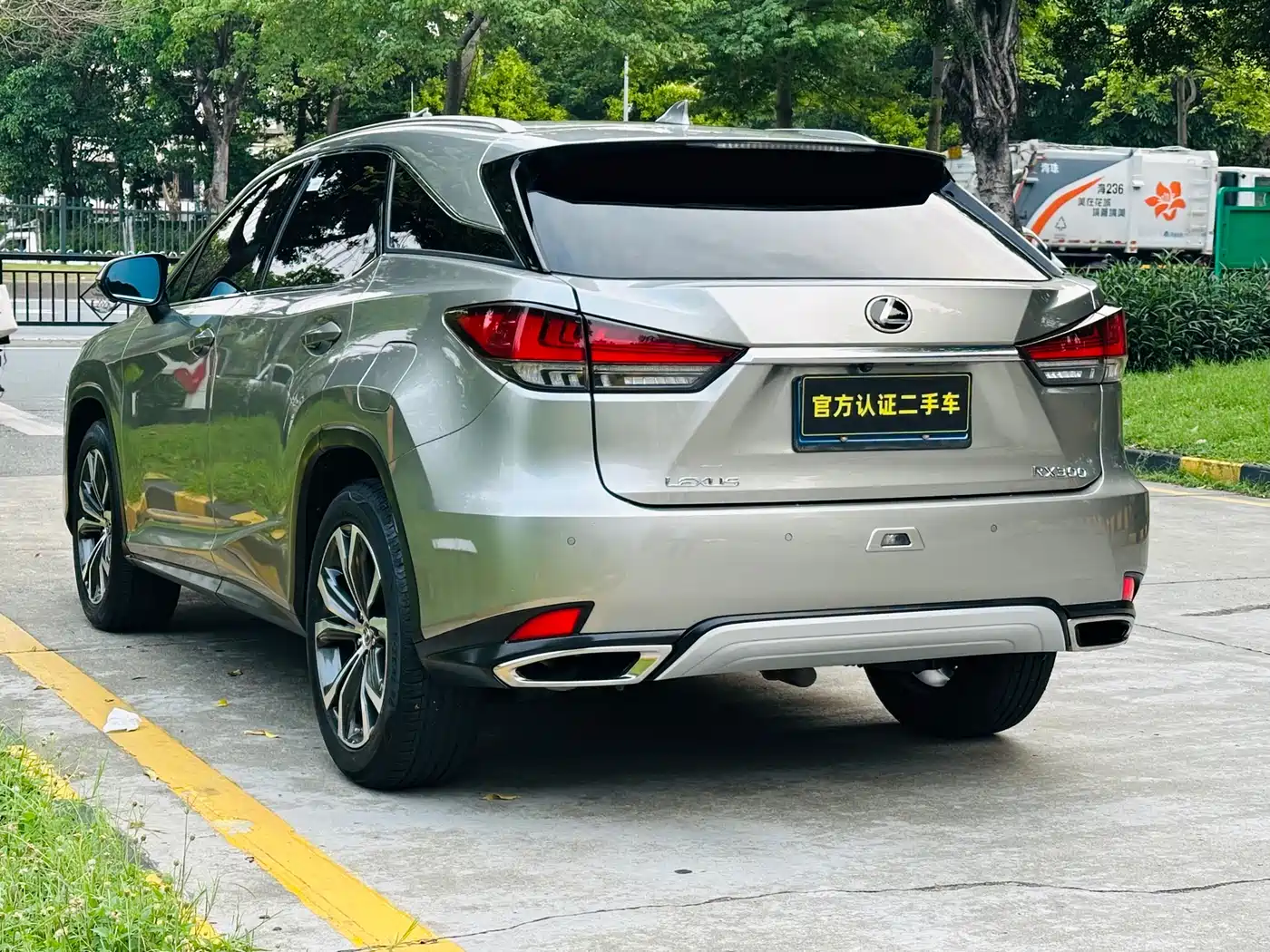 Lexus RX 2020 Facelift 300 AWD Elegance Edition фото 6