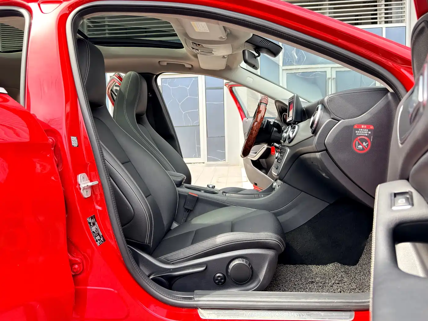Mercedes-Benz GLA 2015 GLA 200 Fashion фото 10