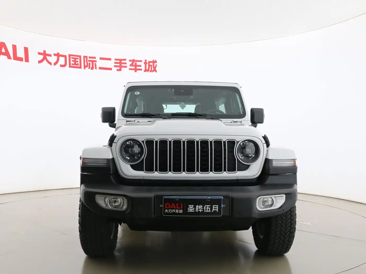 Jeep Wrangler 2024 2024 Model 2.0T Sahara Four-Door Version