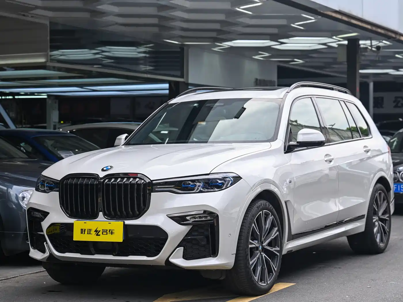 BMW X7 2020 xDrive40i Executive M Sport Package