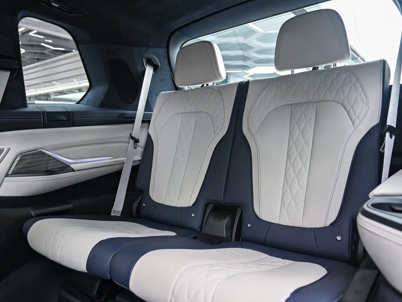 BMW X7 2020 xDrive40i Executive M Sport Package фото 8