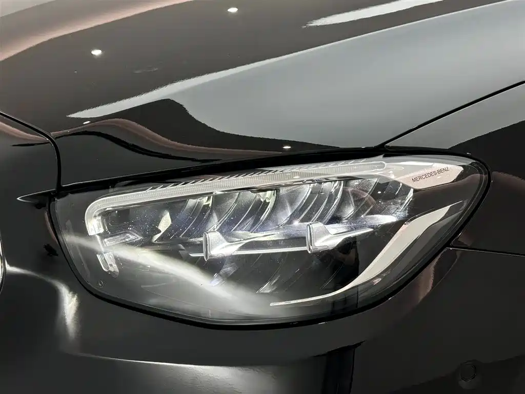 Mercedes-Benz E-Class 2023 Facelift E 300 L Luxury фото 23