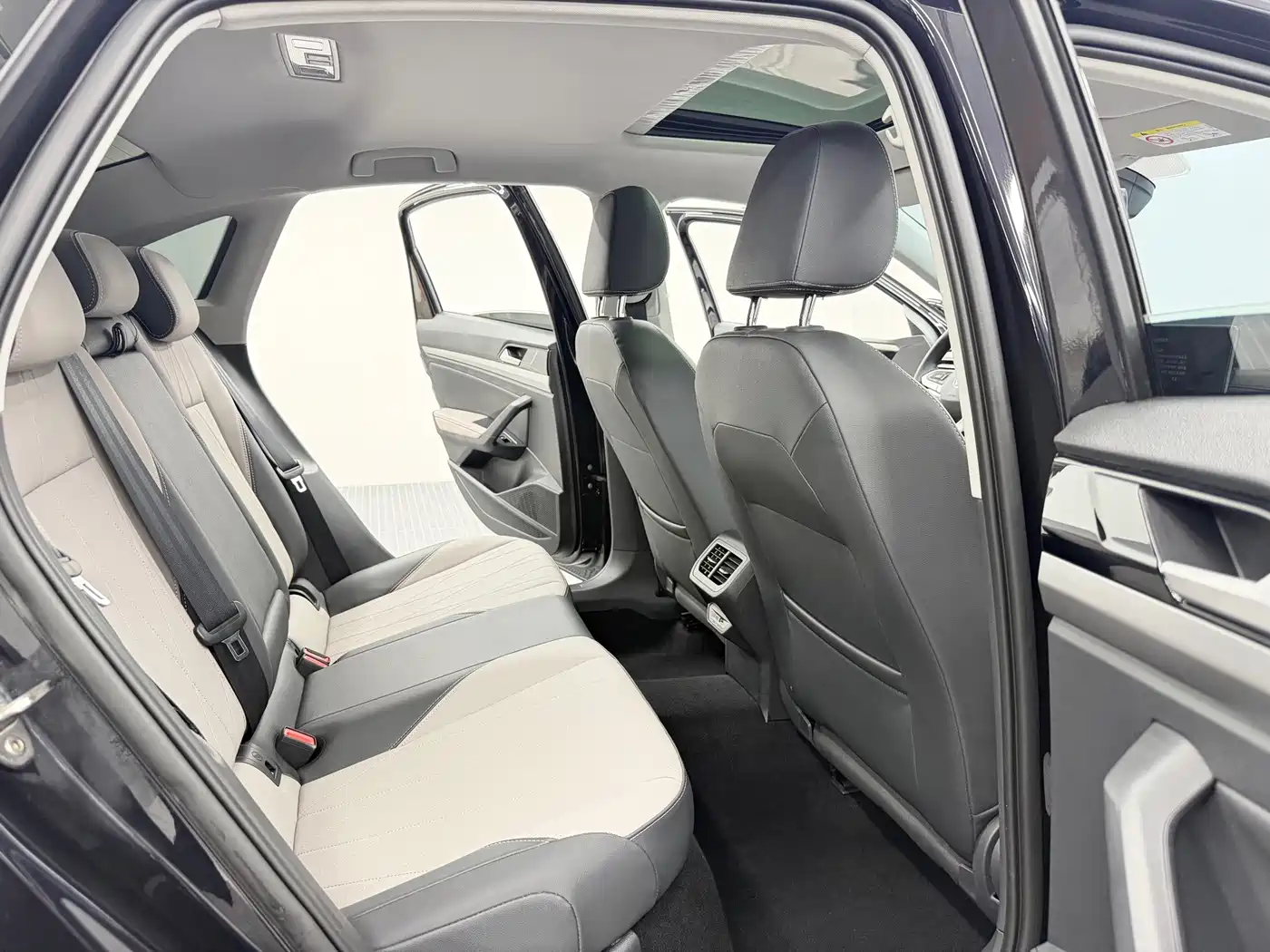 Volkswagen Lavida, миниатюра 9