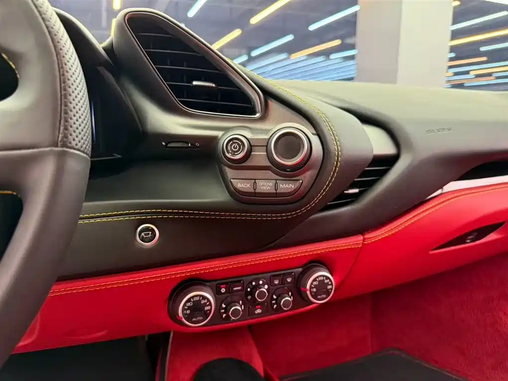 Ferrari 488 2015 488 GTB фото 9