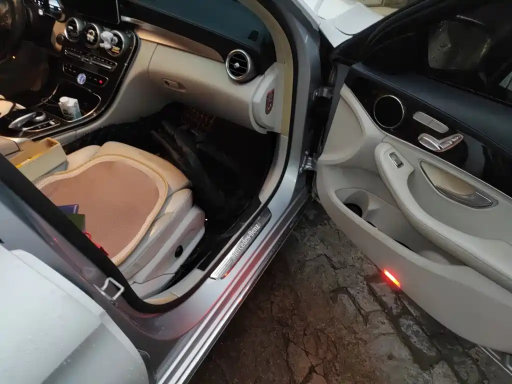 Mercedes-Benz C-Class 2015 2015 C 200 L 4MATIC