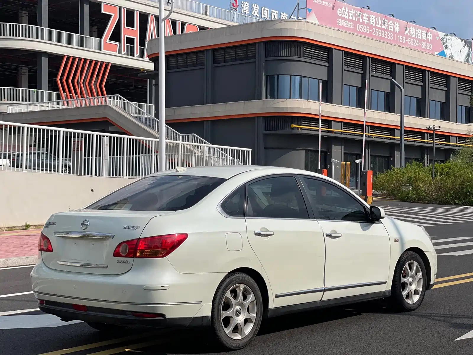 Фото 9 - Nissan Sylphy