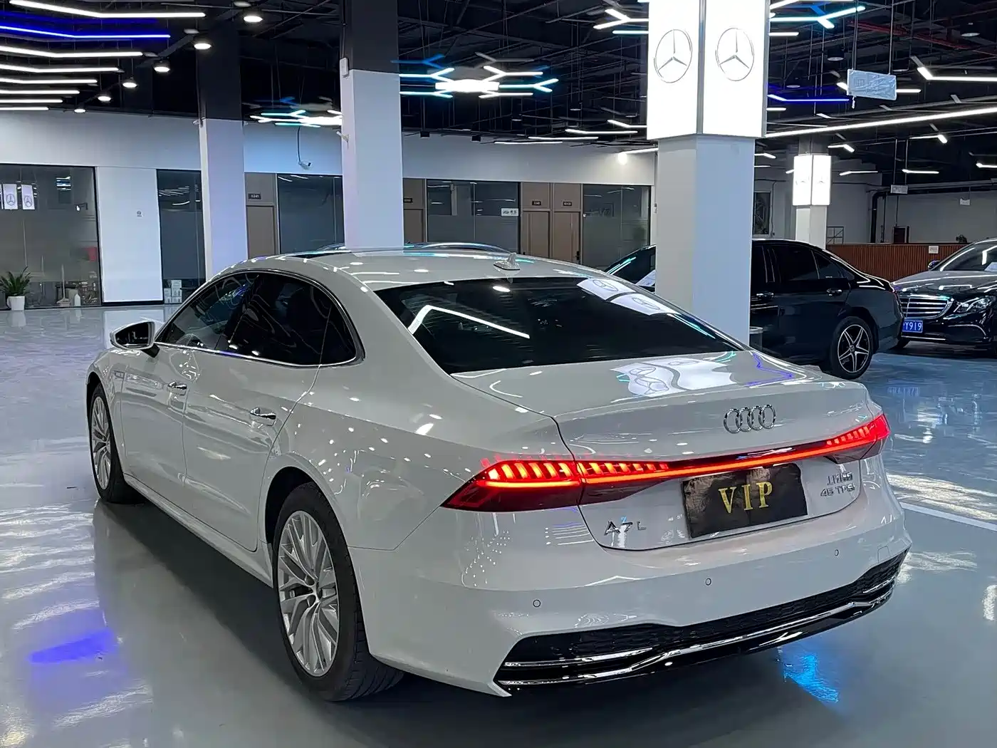 Audi A7 2020 40 TFSI Luxury фото 15