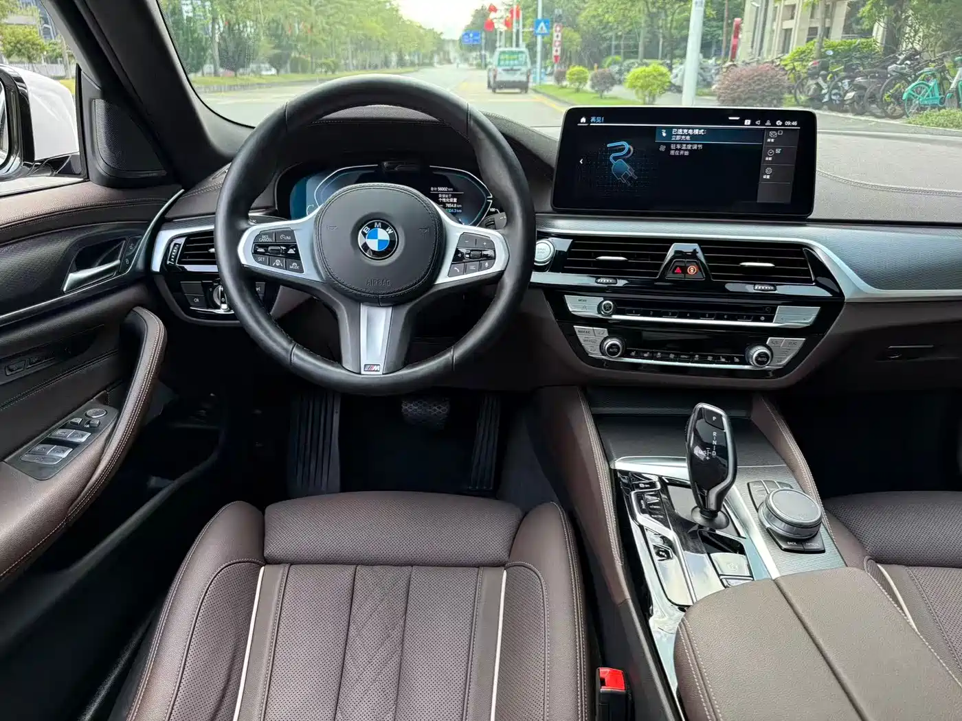 BMW 5 Series New Energy 2021 535Le Pioneer Edition M Sport Package фото 8