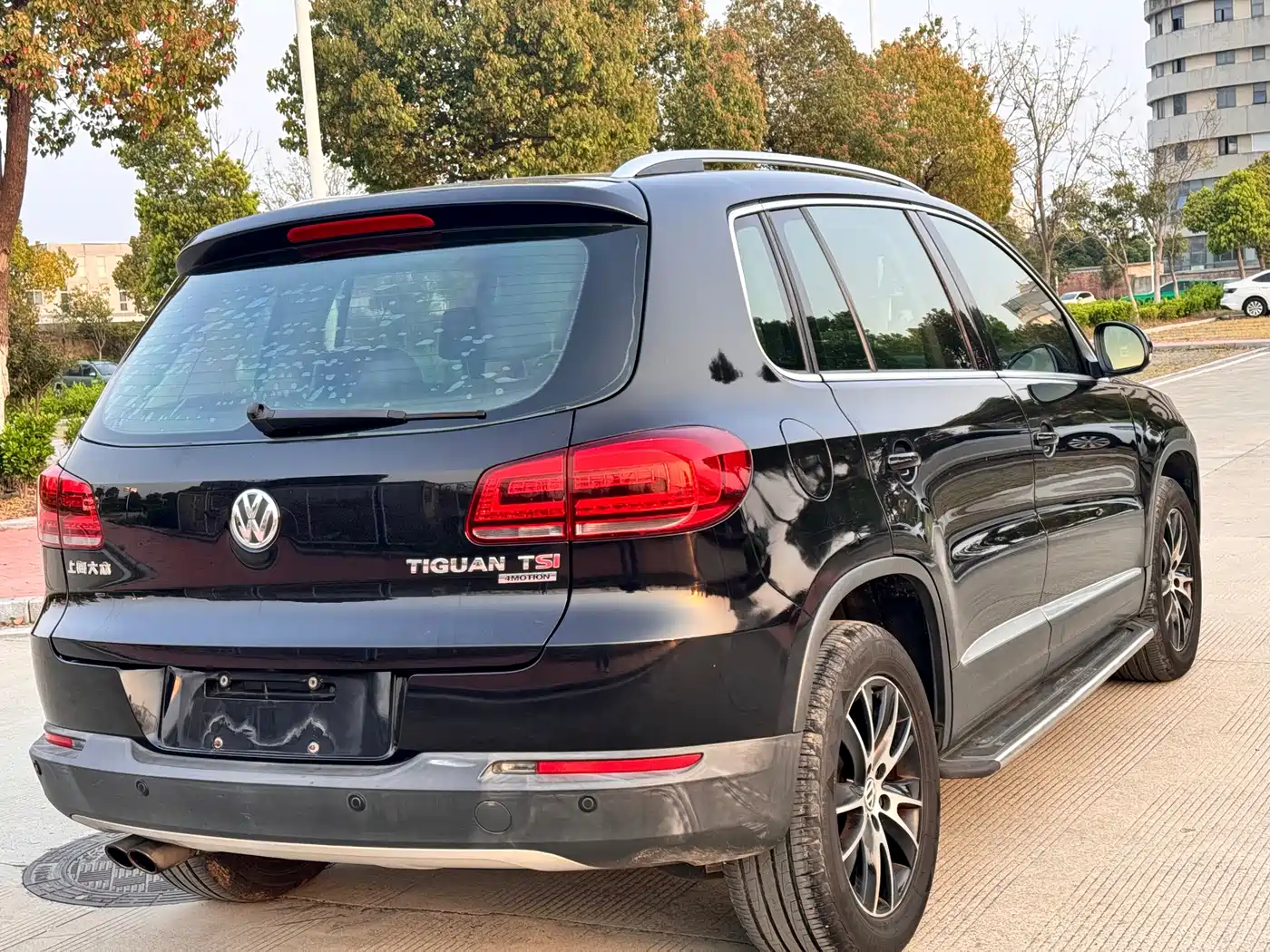 Volkswagen Tiguan 2015 1.8TSI Automatic 4WD Highline фото 5