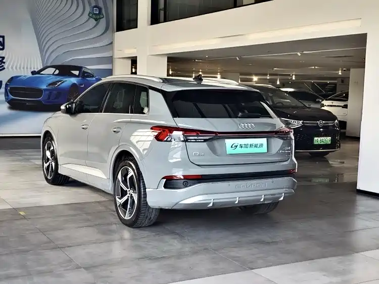 Audi Q4 e-tron 2024 40 e-tron Creation Edition фото 7