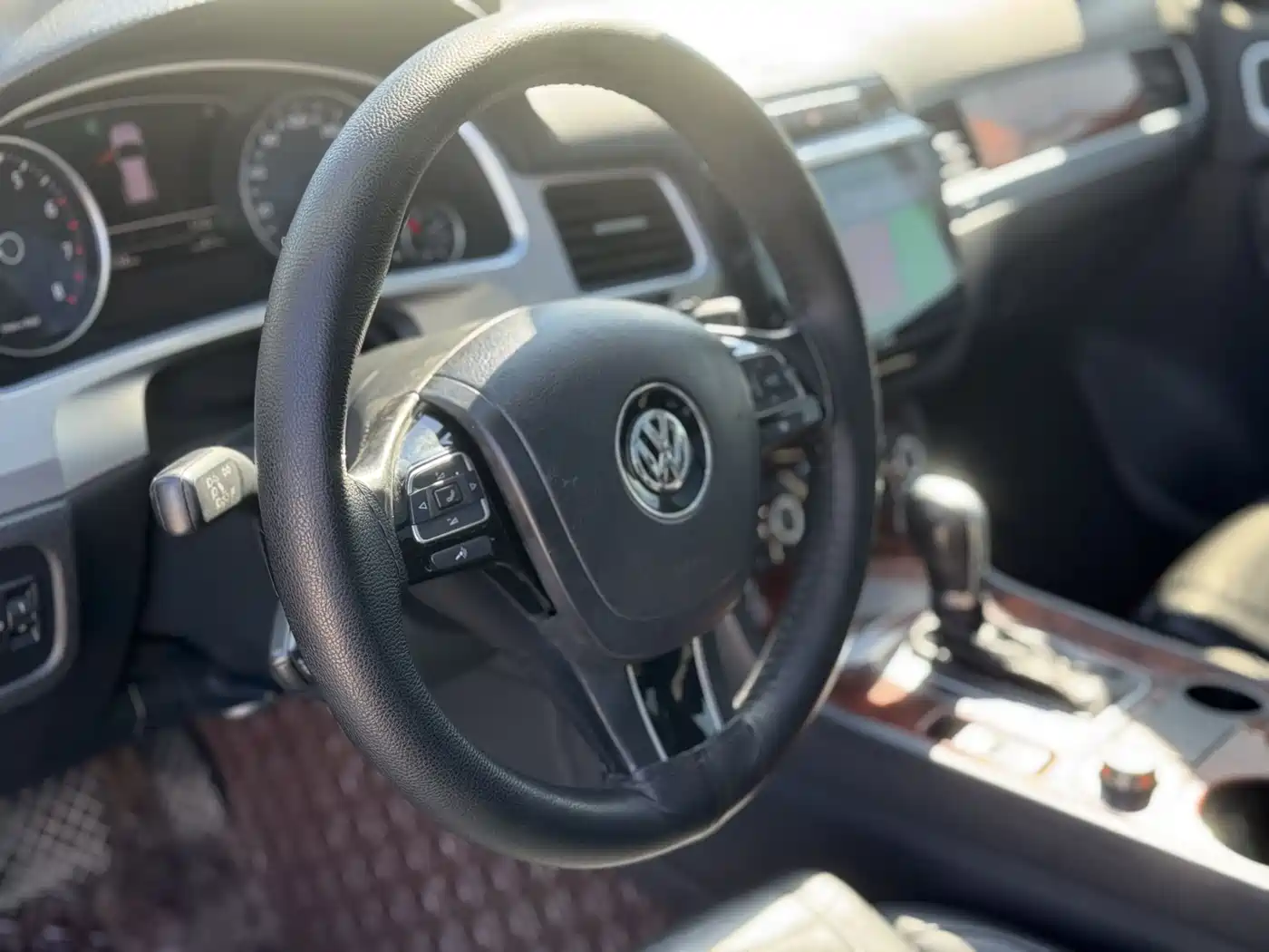 Volkswagen Touareg 2011 3.0TSI Standard фото 18