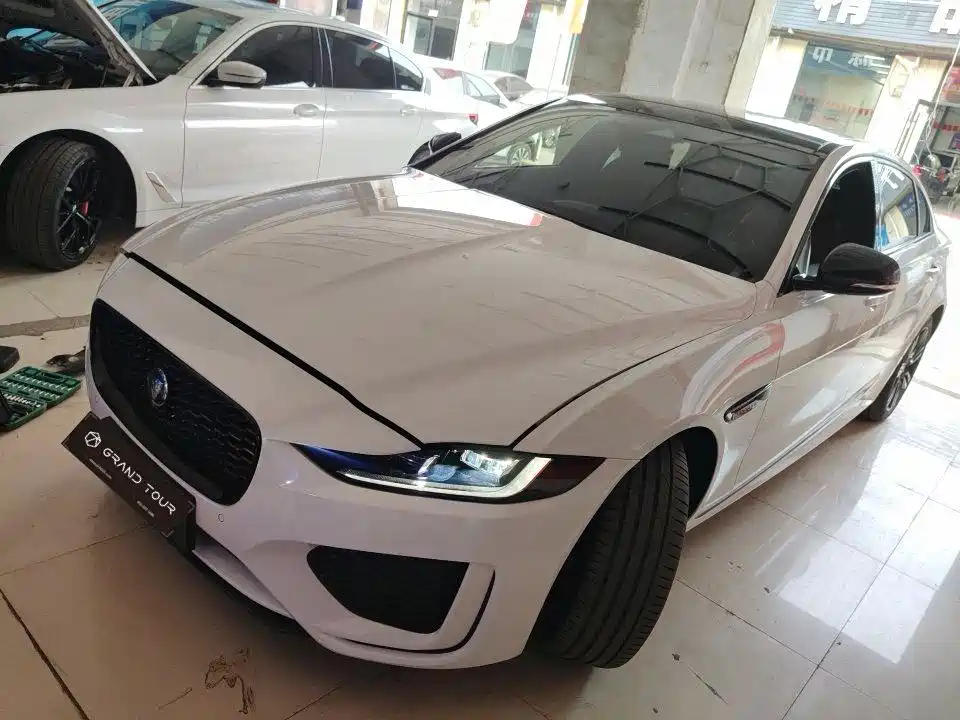 Jaguar XEL 2025 2025 2.0T 250PS R-DYNAMIC 90th Anniversary Edition