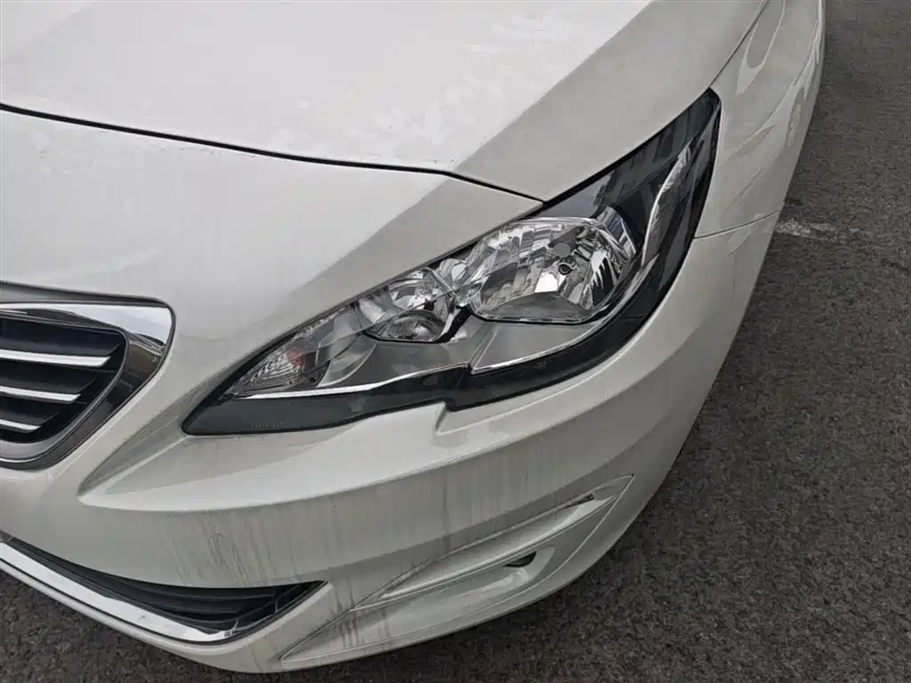 Peugeot 408 2016 1.6T Automatic Luxury Edition фото 24