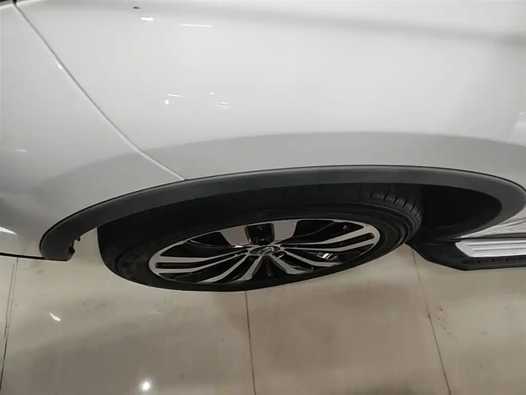 GAC Trumpchi Trumpchi GS4 2017 235T Automatic 2WD Luxury Smart Connected Edition фото 23