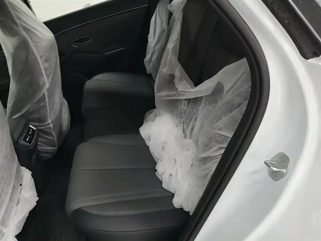BYD Qin L 2026 Model DM-i Smart Drive Edition 128KM Pioneer фото 17
