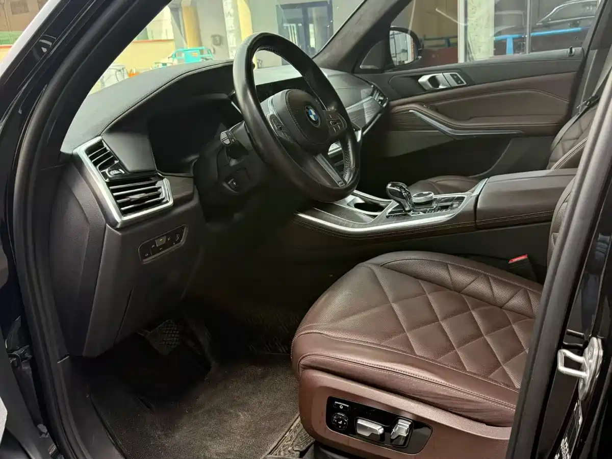 BMW X5 2022 xDrive 40Li Premium M Sport Package фото 7