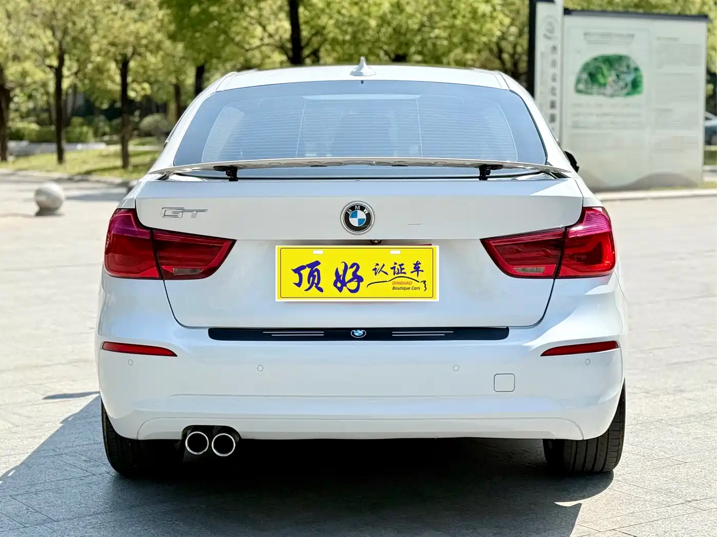 BMW 3 Series GT 2018 320i Fashion фото 4