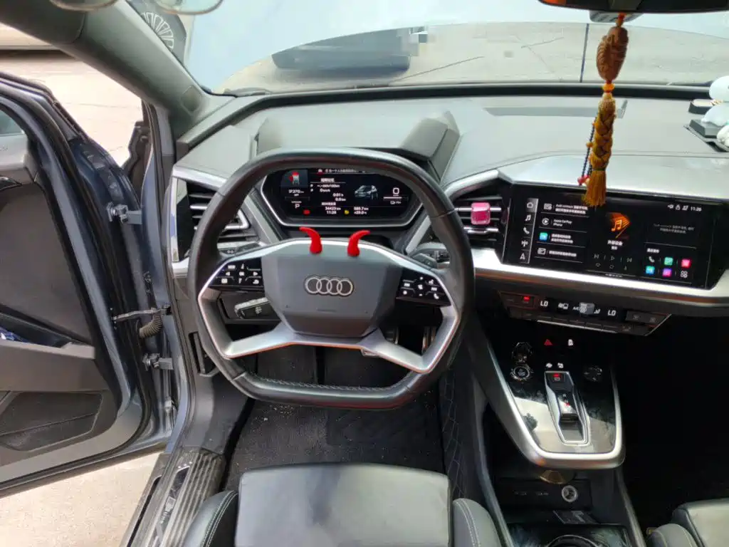 Audi Q4 e-tron 2023 2022 40 e-tron Pioneer Edition