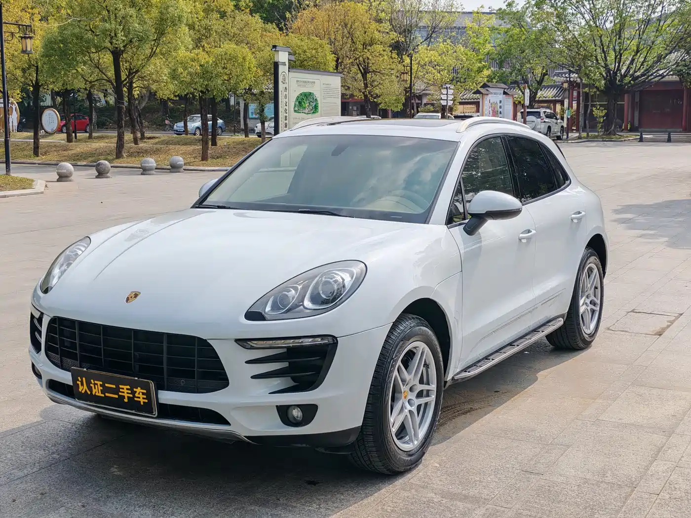 Porsche Macan 2016 Macan 2.0T фото 3