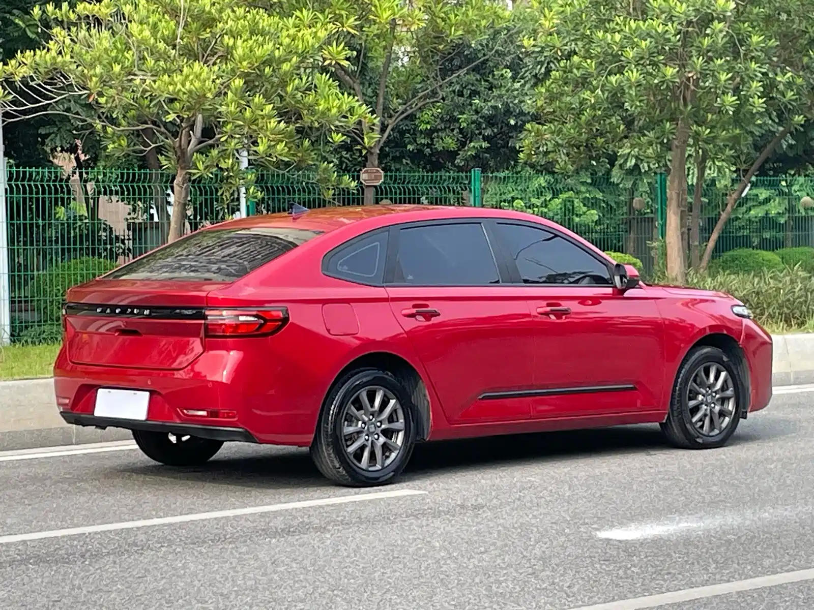 Фото 6 - Baojun RC-5