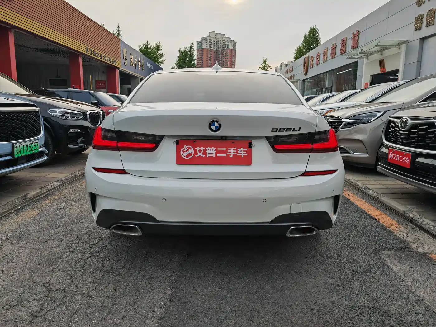 BMW 3 Series 2021 325Li M Sport Package фото 16