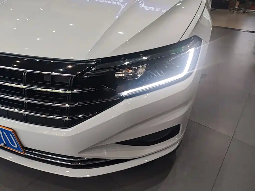 Volkswagen Sagitar, миниатюра 24