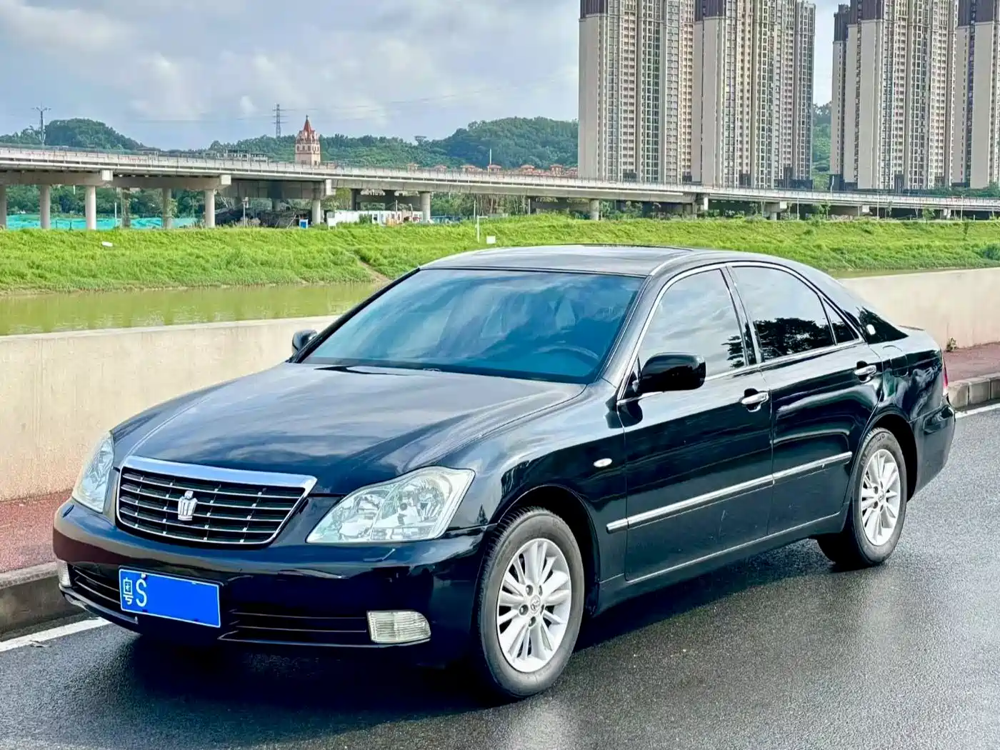 Toyota Crown 2007 3.0L Royal Saloon Navigation