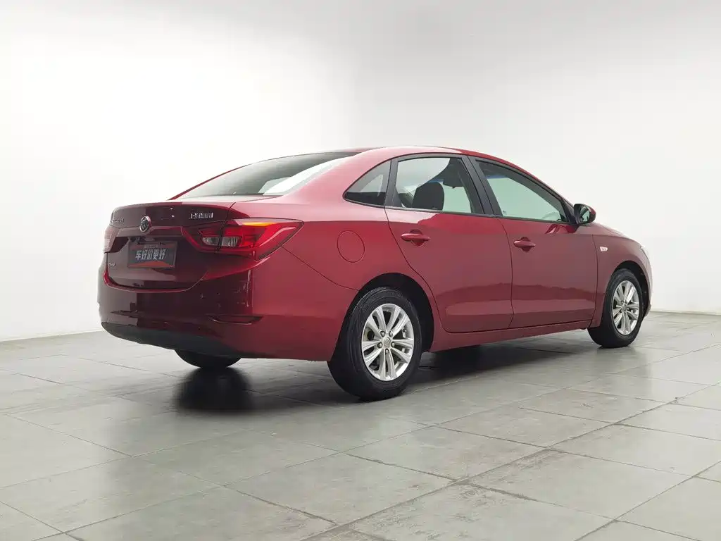 Фото 2 - Buick Excelle