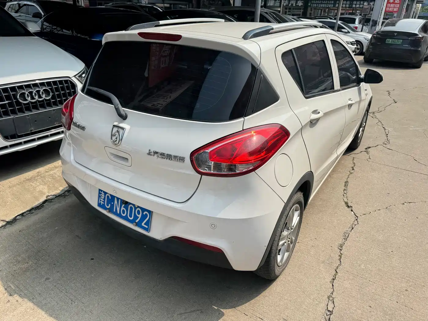 Baojun 310 2017 2017 1.5L Manual Fashion Edition