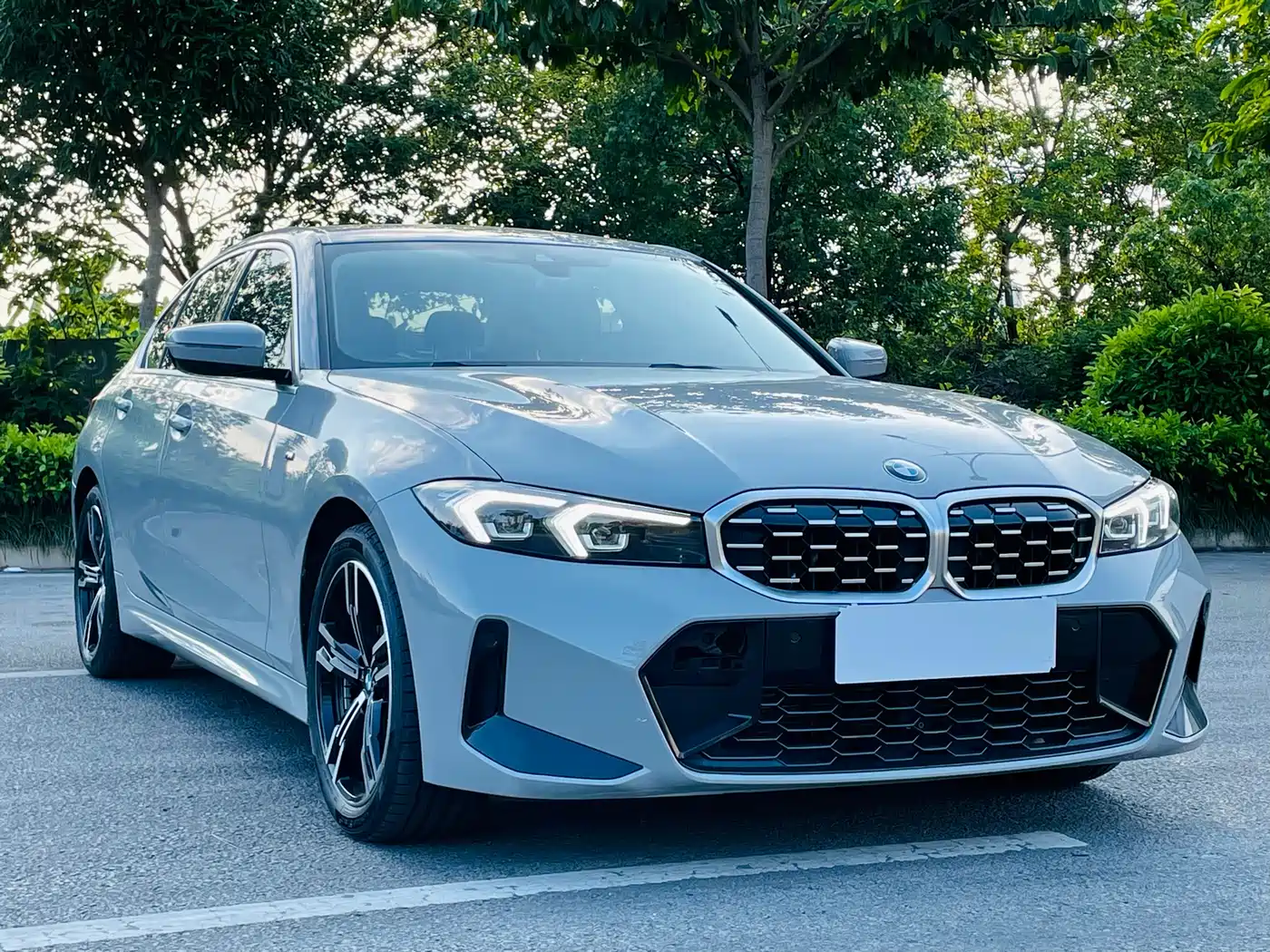 BMW 3 Series 2024 325i M Sport Package фото 3