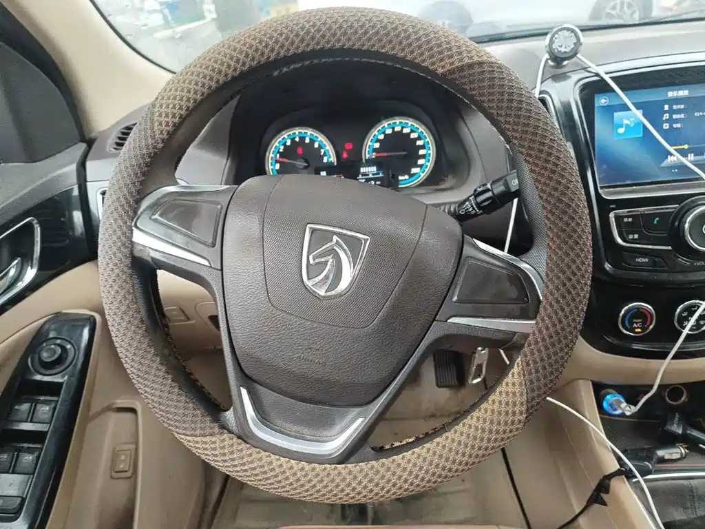 Фото 7 - Baojun 730