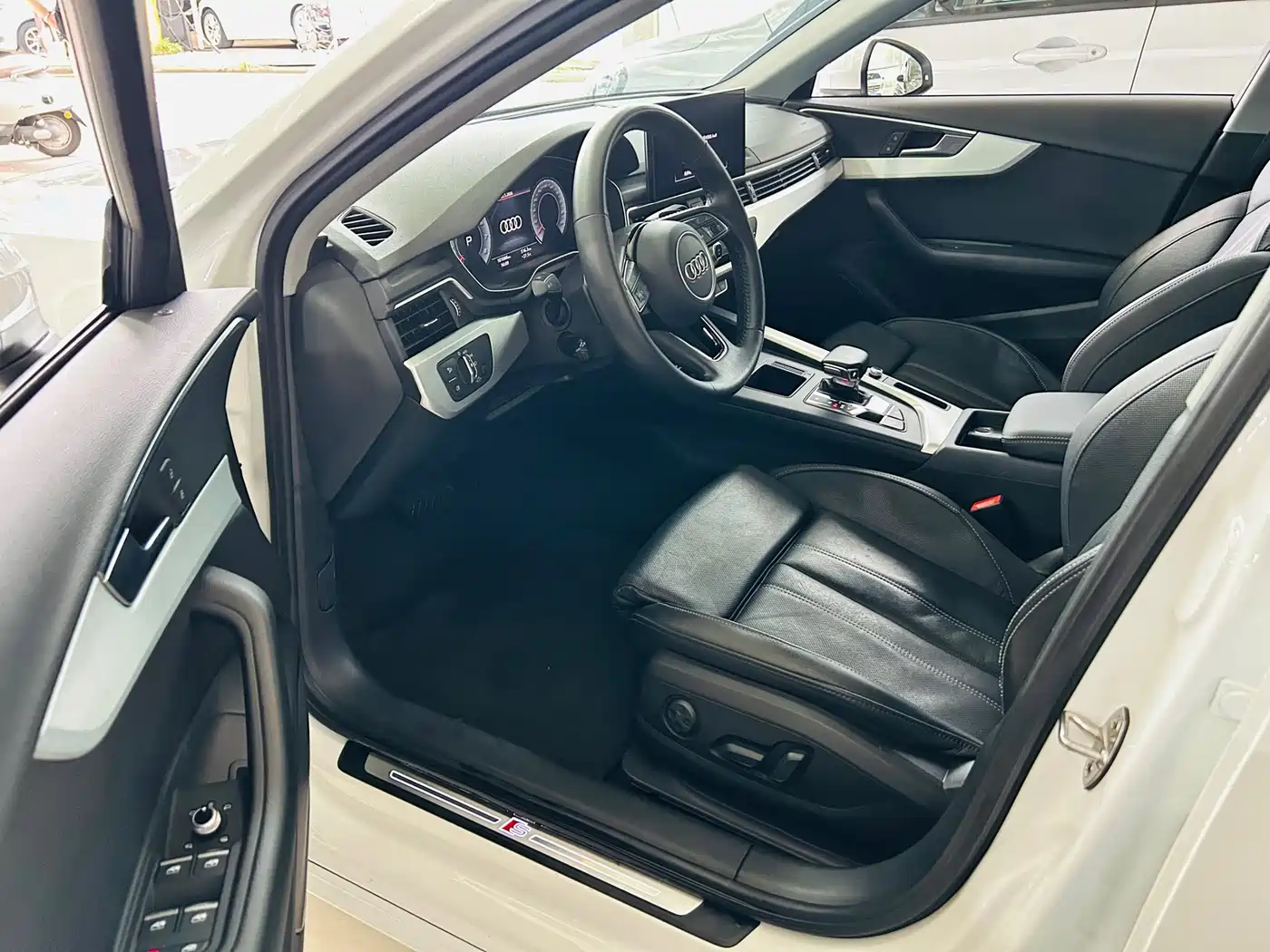 Audi A4L 2020 40 TFSI Fashion Dynamic Edition фото 7
