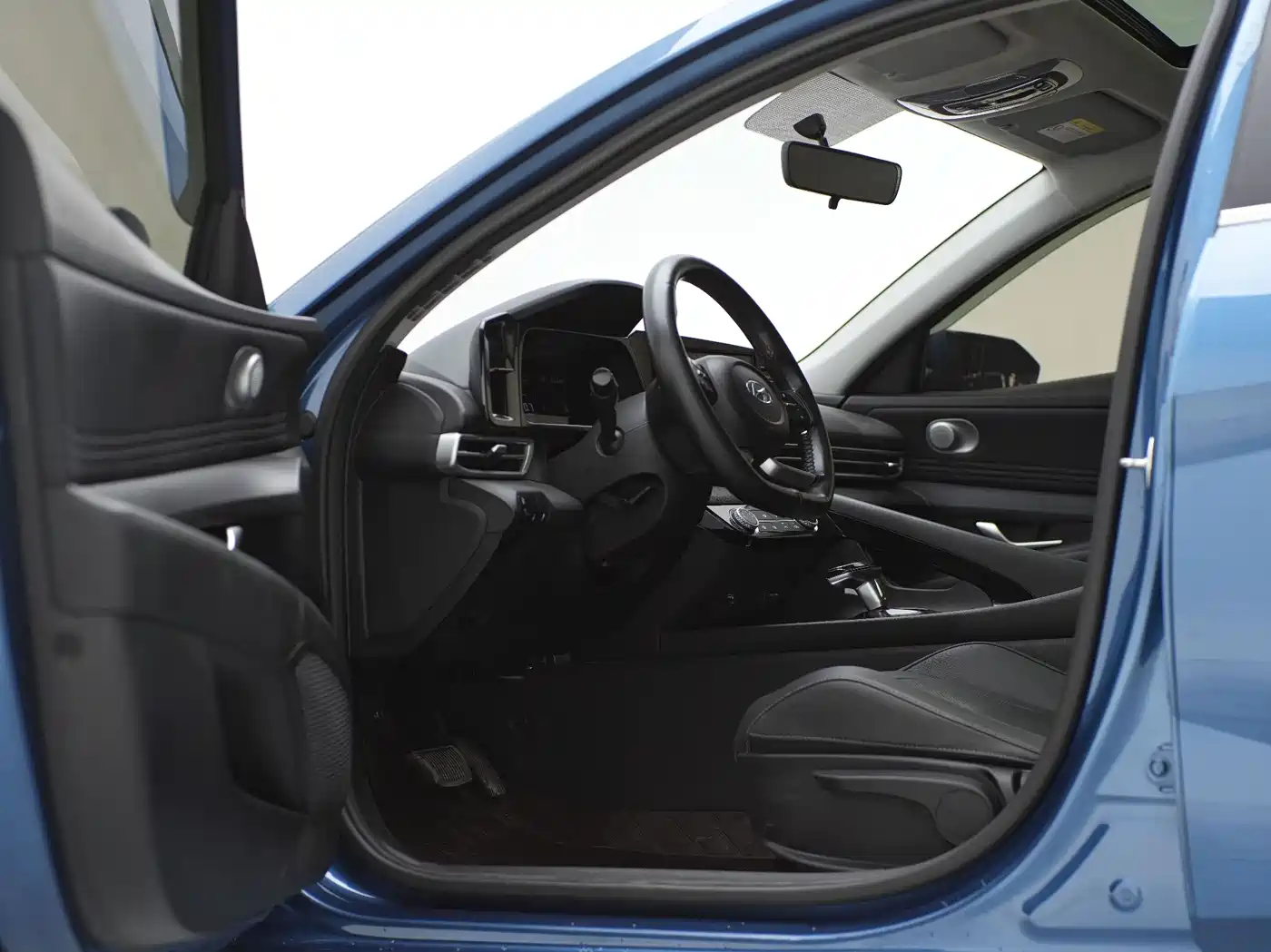Hyundai Elantra 2022 1.5L CVT GLX Elite Edition фото 22