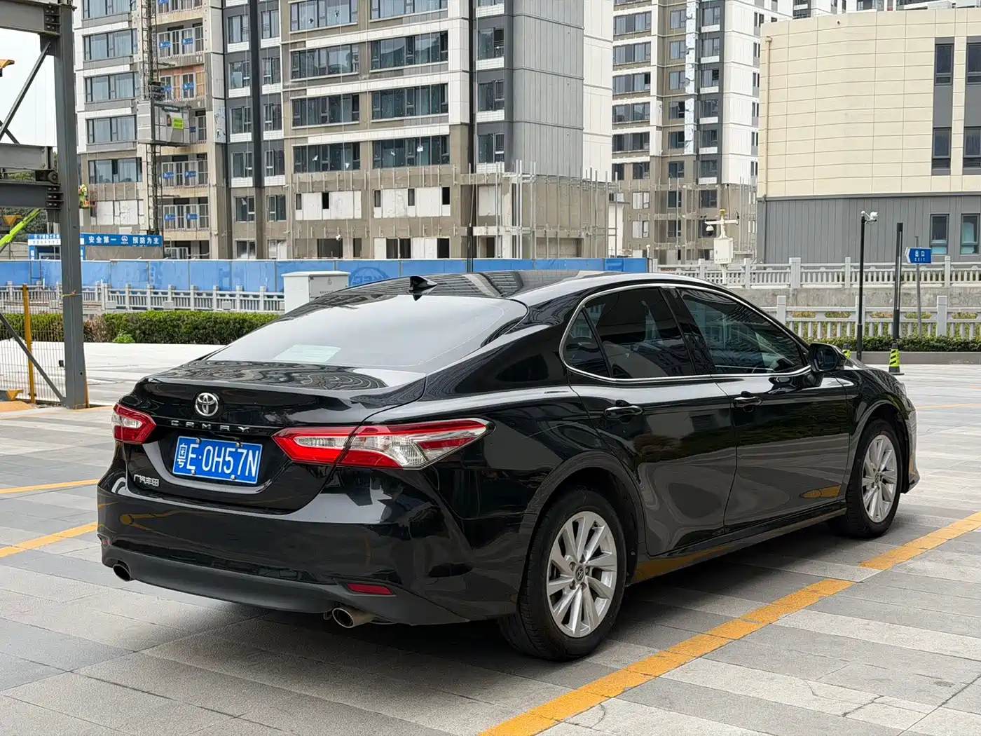 Toyota Camry 2023 2.0GVP Leading Edition фото 14