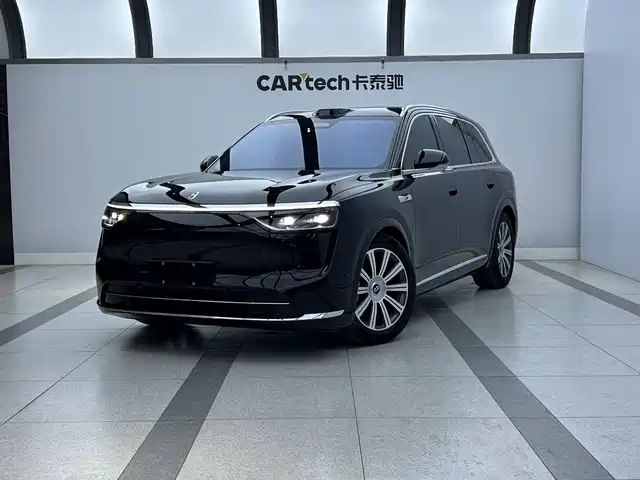 AITO ASK THE WORLD M8